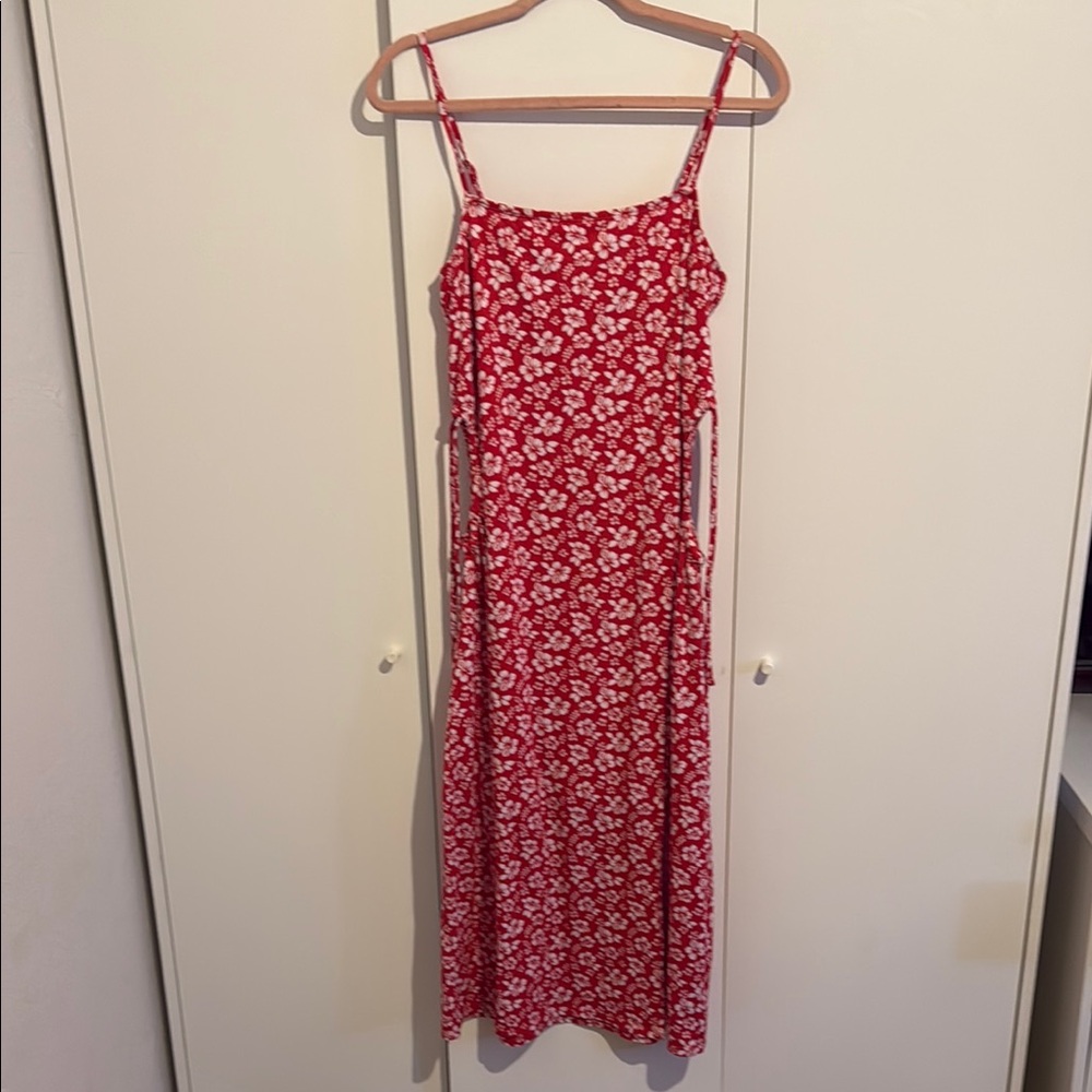 Red and White Sleeveless Maxi Sundress
